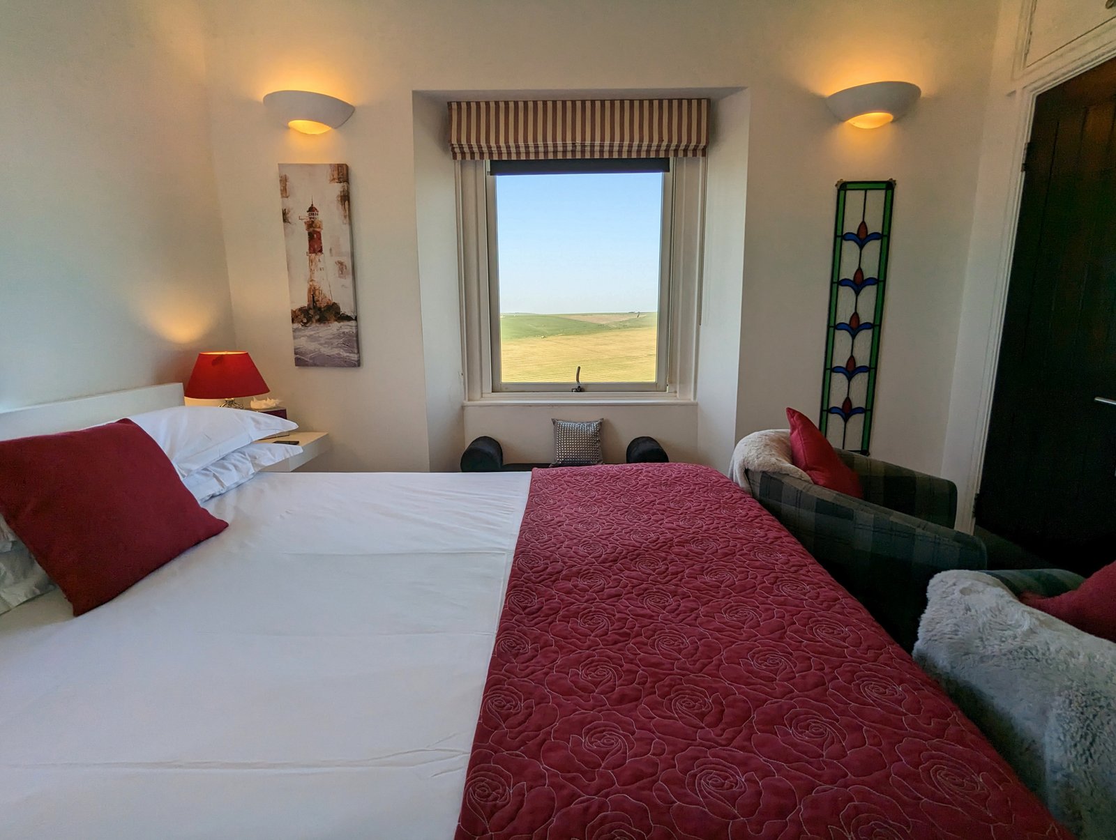 Bed and Breakfast, Beachy Head, Shiraz