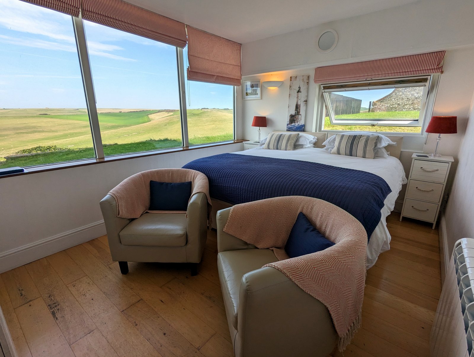 Bed and Breakfast, Eastbourne, Beachy Head, New England