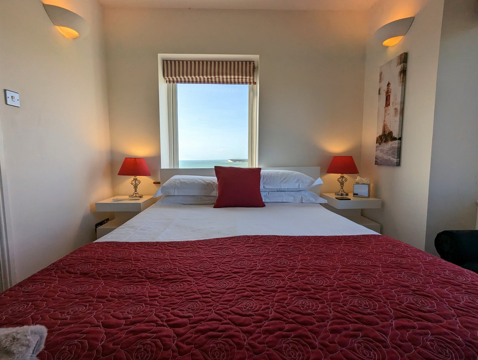 Shiraz Room Bed and Breakfast Lighthouse, Beachy Head, Shiraz