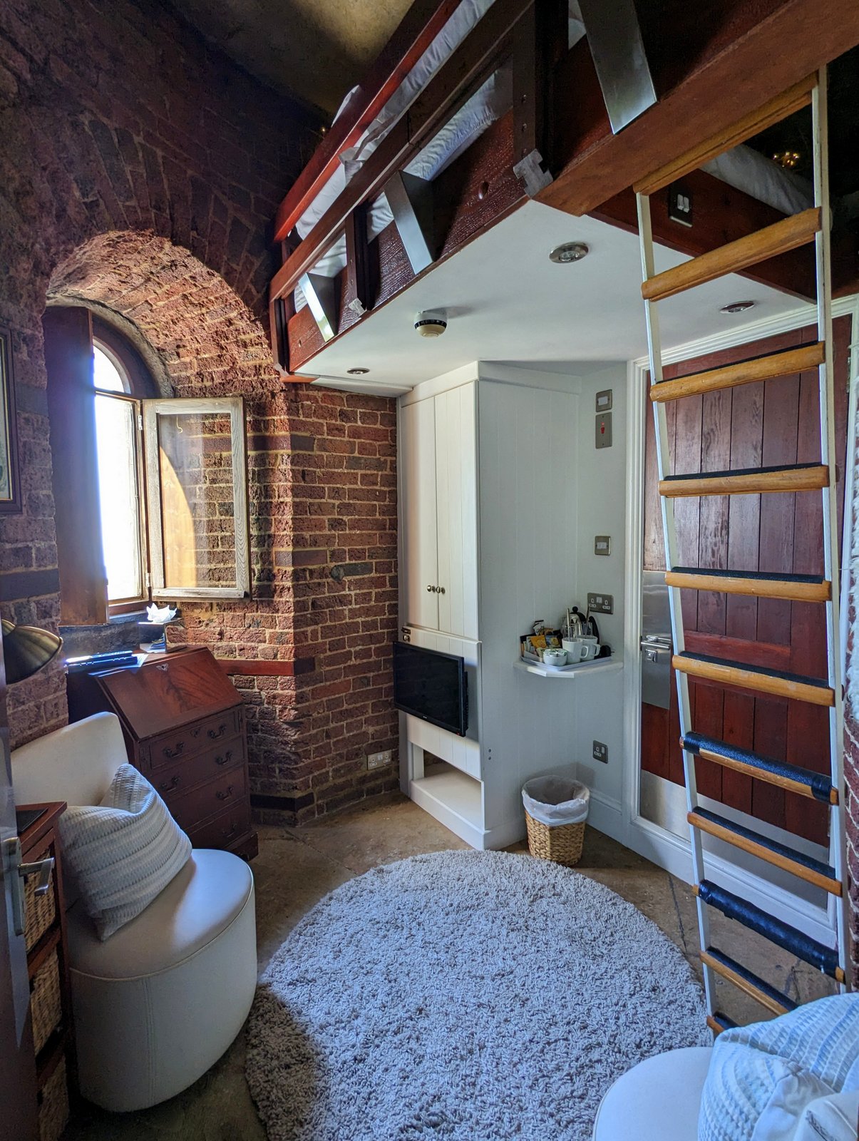 Hotel in a Lighthouse, Keepers Loft
