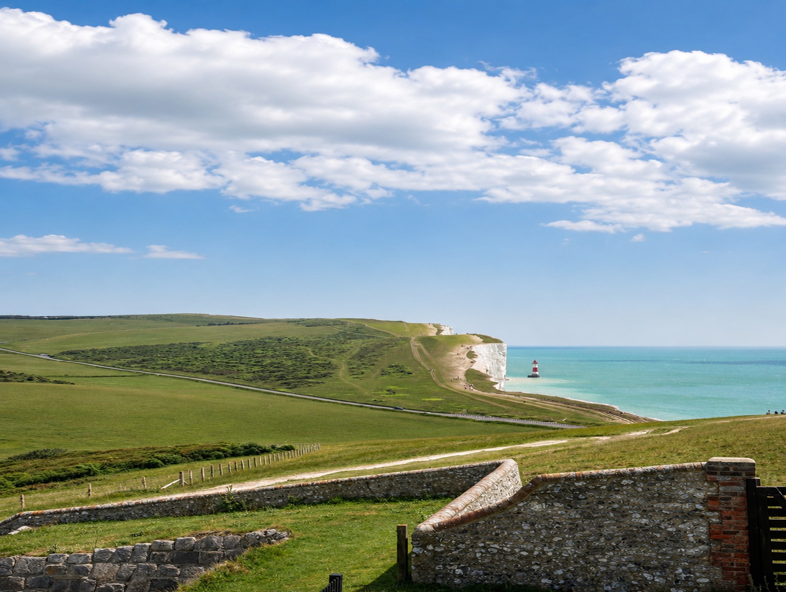 View of Beachy Head from Belle Tout: Lighthouse B&B bedroom